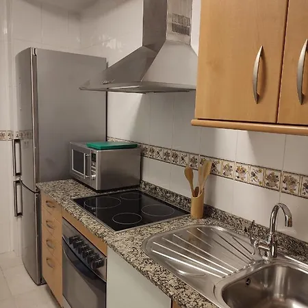 Apartamento Avda Vigo 116 *